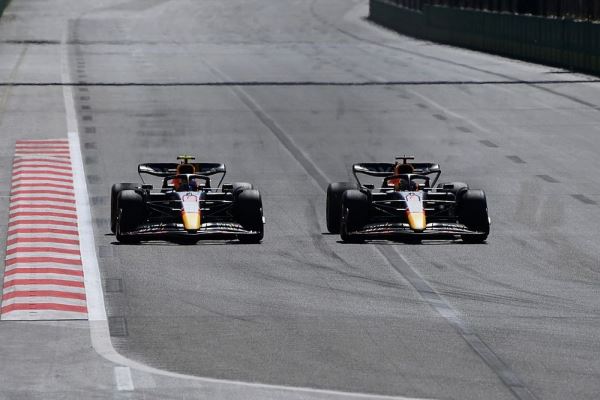 Пилоты Red Bull сделали дубль в Баку после двойного схода Ferrari