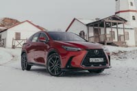 Тест-драйв Lexus NX