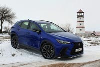 Тест-драйв Lexus NX