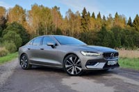 Тест-драйв Volvo S60