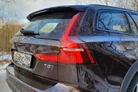 Тест-драйв Volvo V60 Cross Country