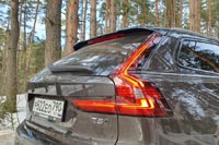 Тест-драйв Volvo V90 Cross Country