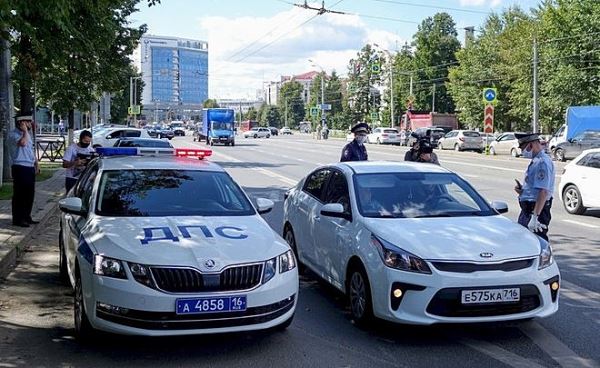 Госавтоинспекция Казани проверила больше тысячи автобусов в ходе профилактического мероприятия